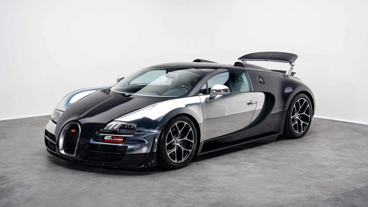 Bugatti Veyron Grand Sport Vitesse For Sale, UAE, HYPERLUXE