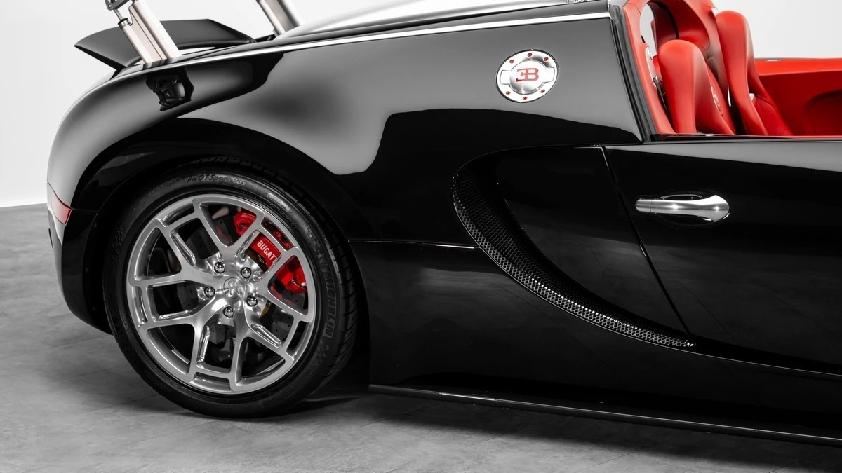 Bugatti Veyron Grand Sport