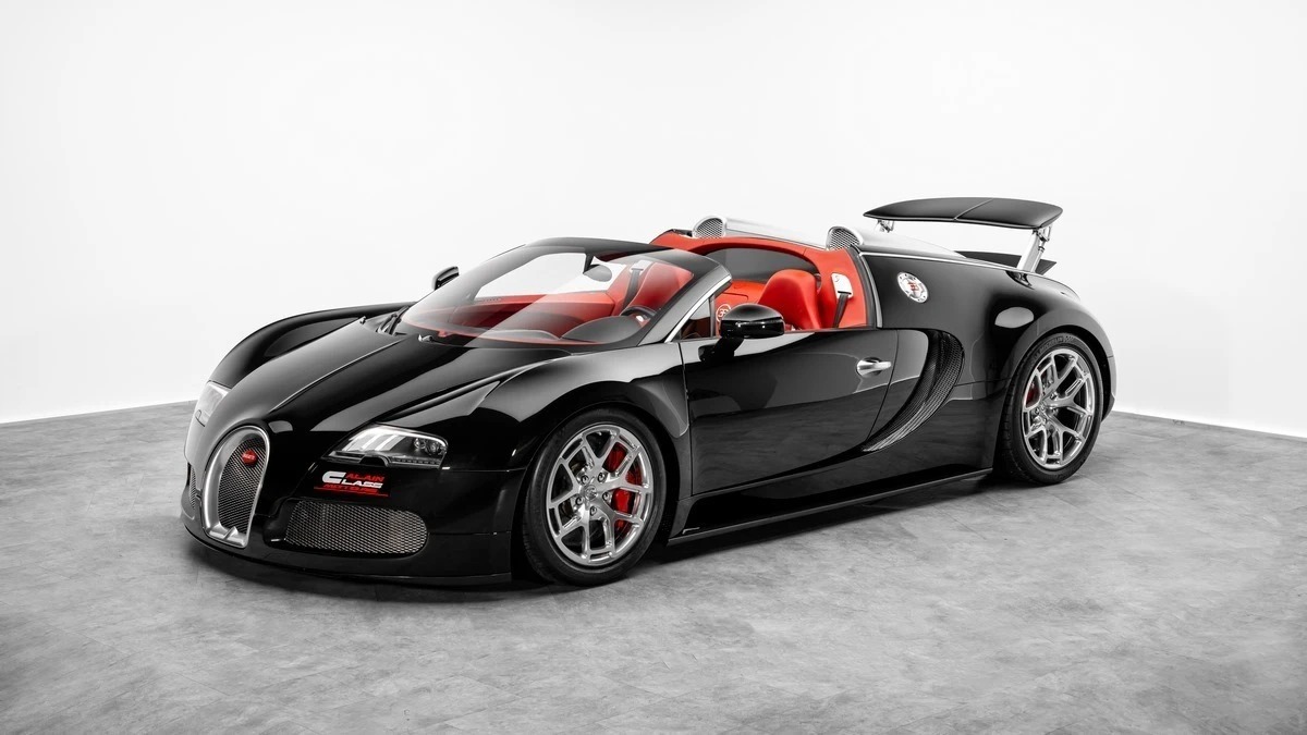 Bugatti Veyron Grand Sport For Sale, UAE, HYPERLUXE