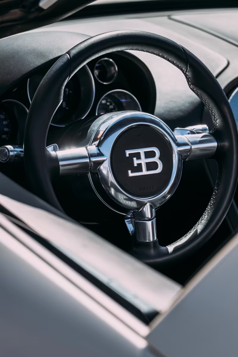 Bugatti Veyron Grand Sport Sang Blanc