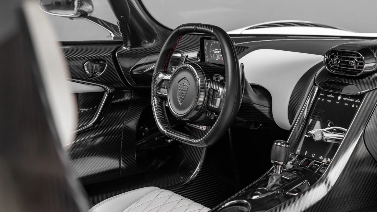 Koenigsegg Jesko Attack