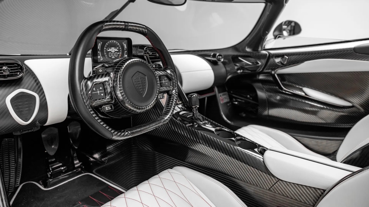 Koenigsegg Jesko Attack