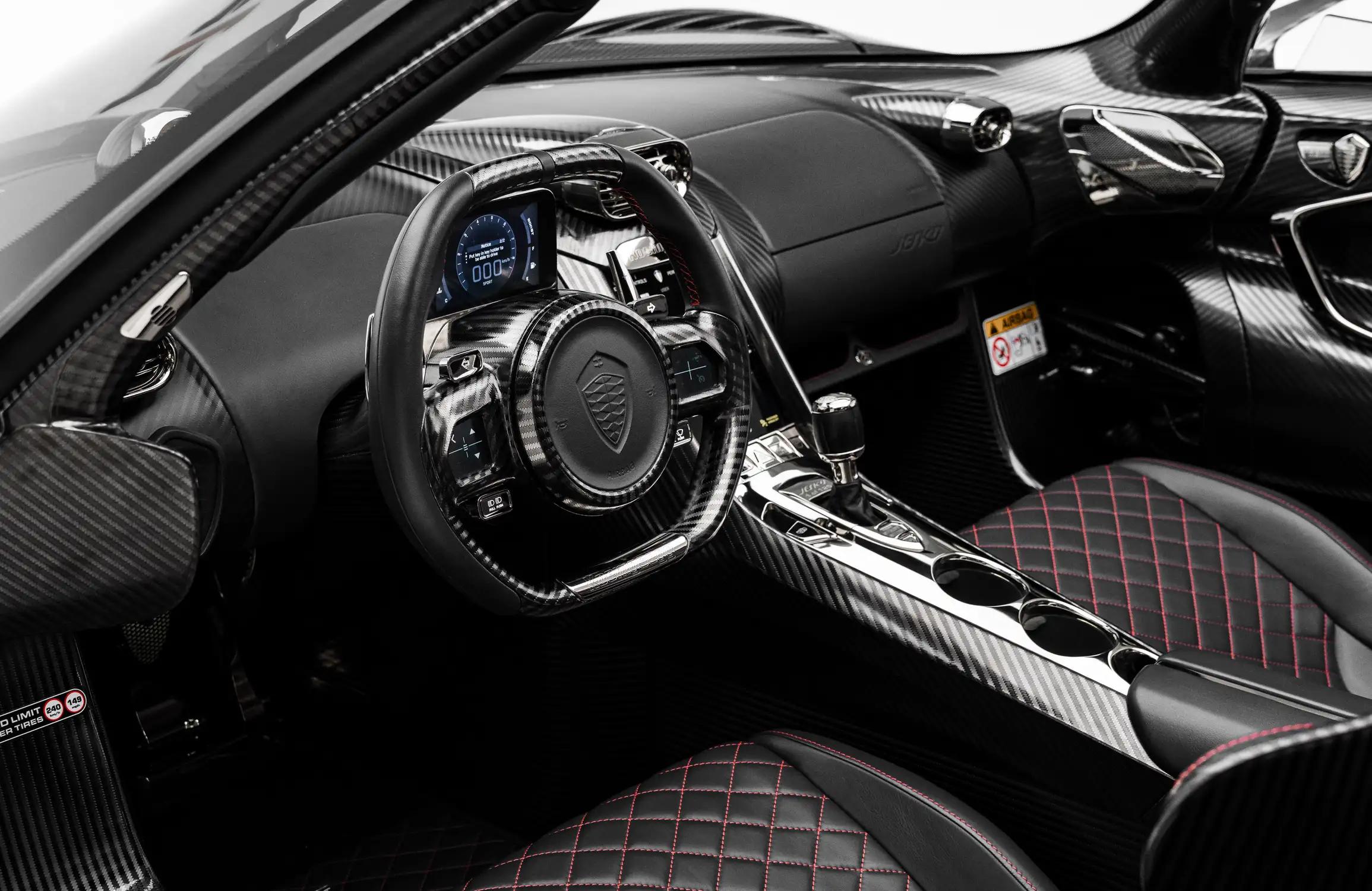 Koenigsegg Jesko Attack
