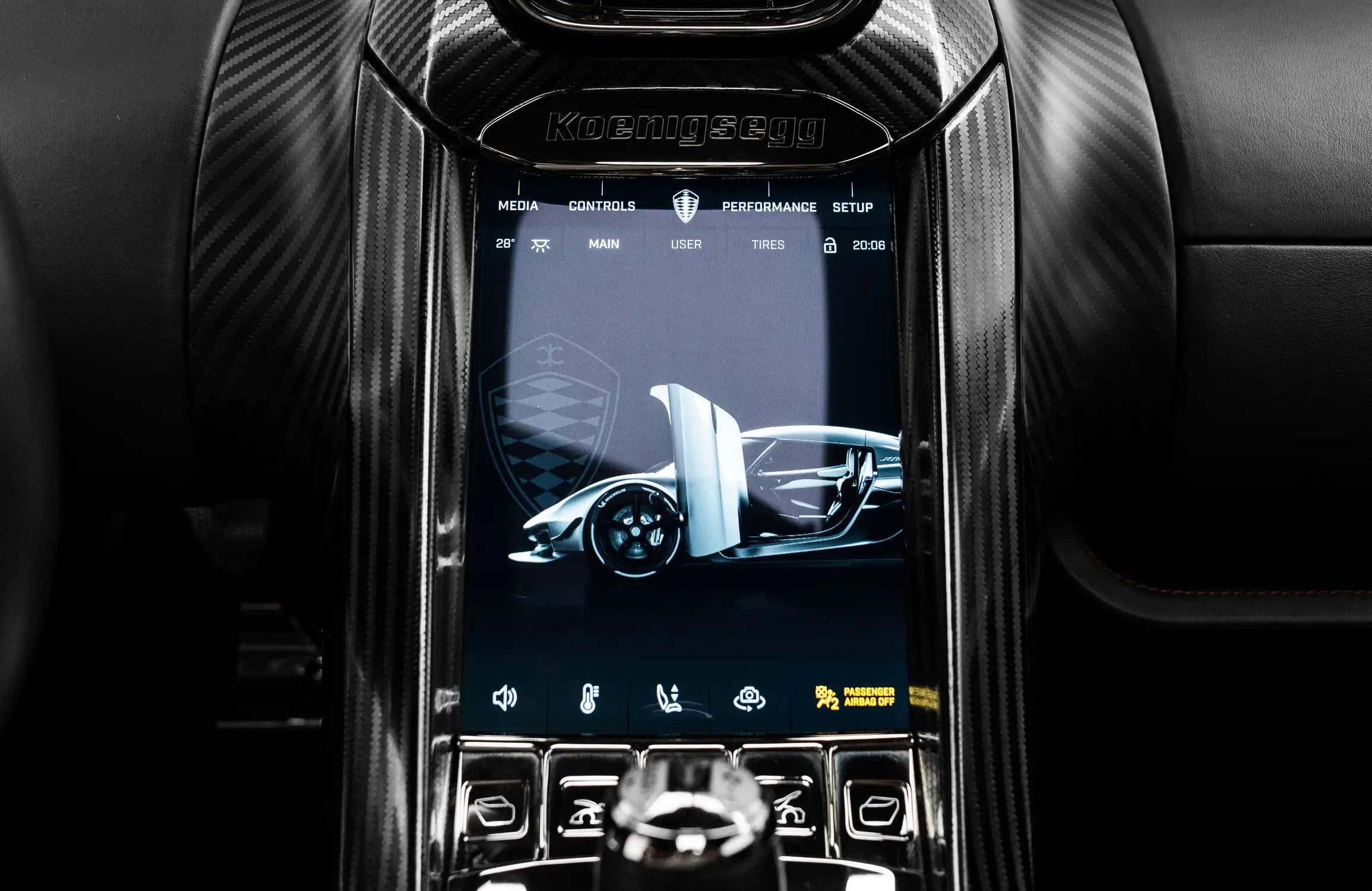 Koenigsegg Jesko Attack