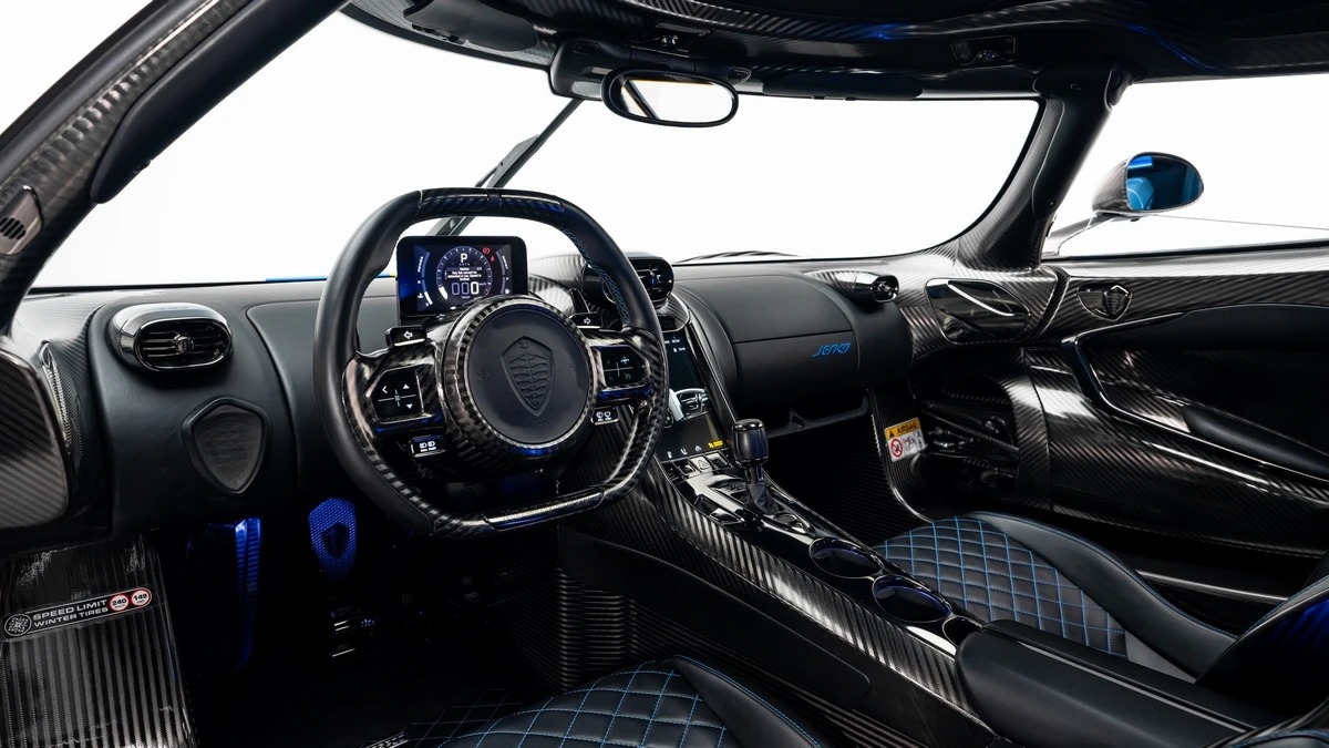 Koenigsegg Jesko Attack