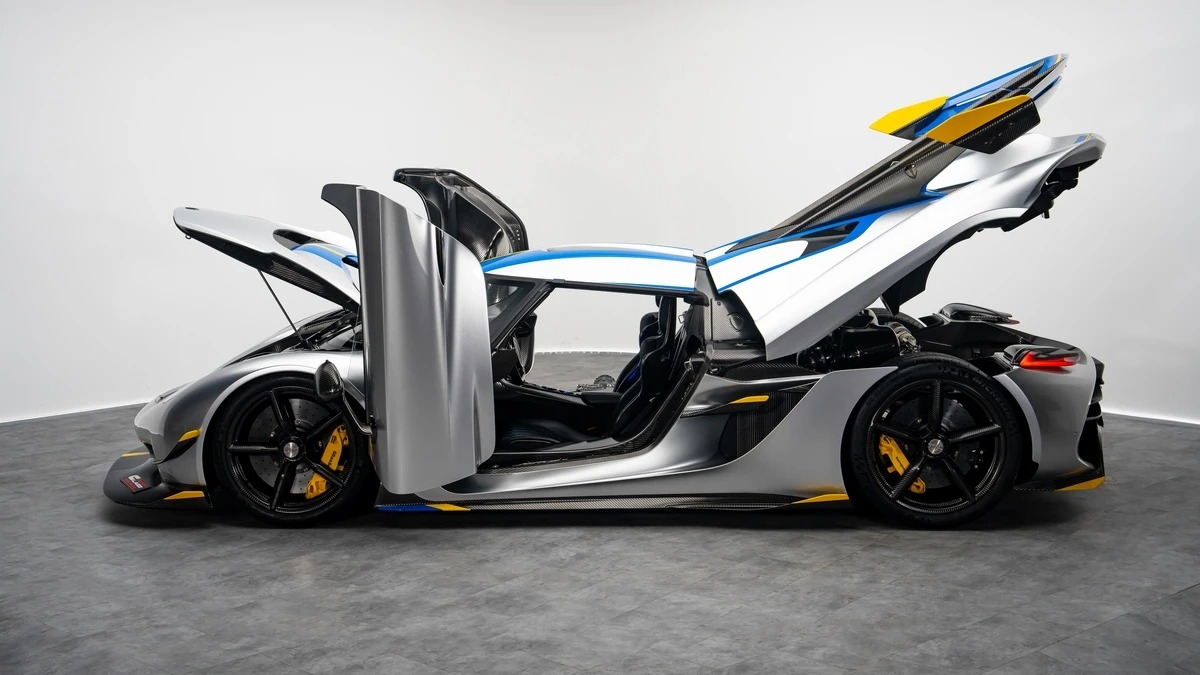 Koenigsegg Jesko Attack