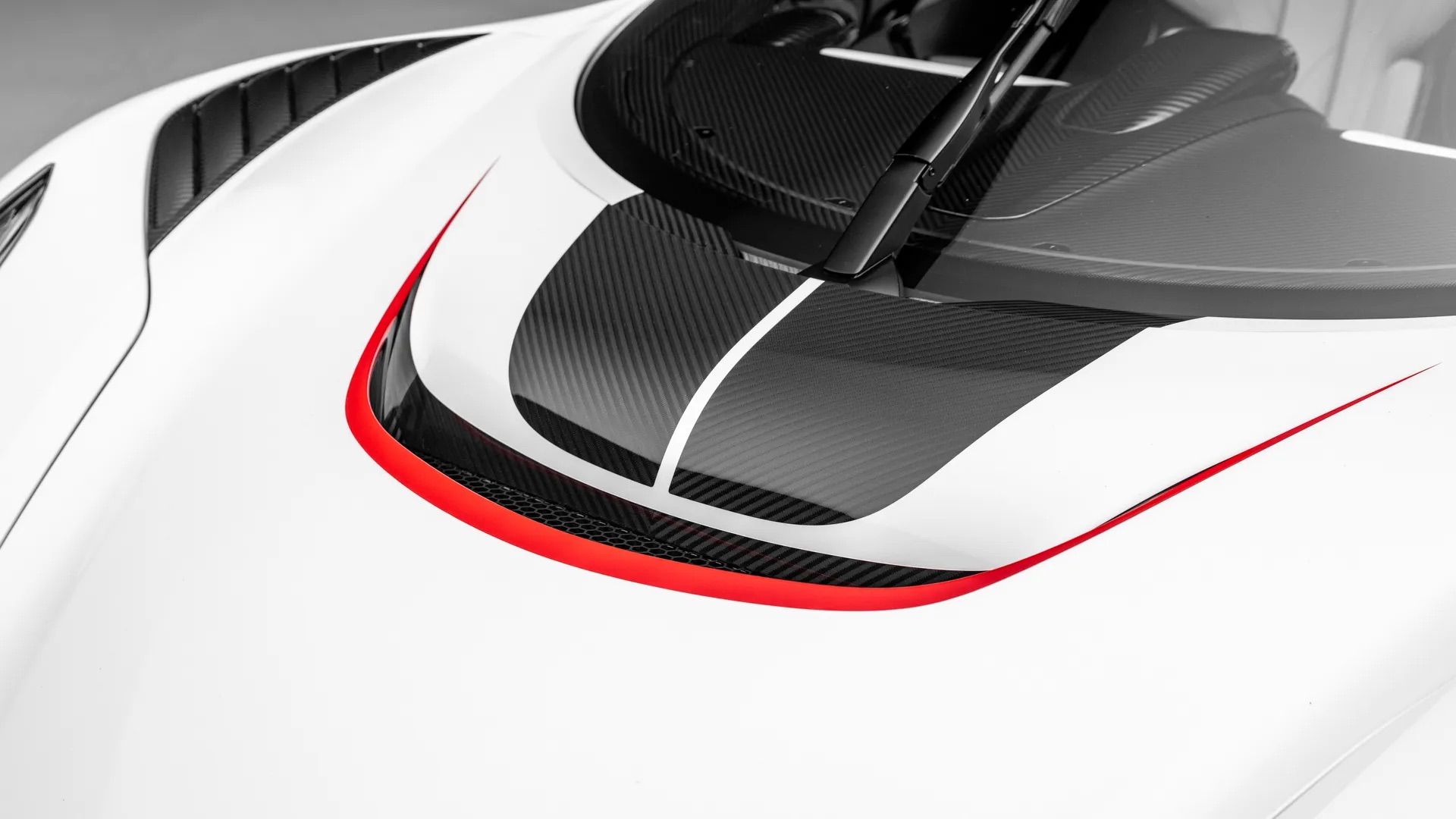 Koenigsegg Jesko Attack