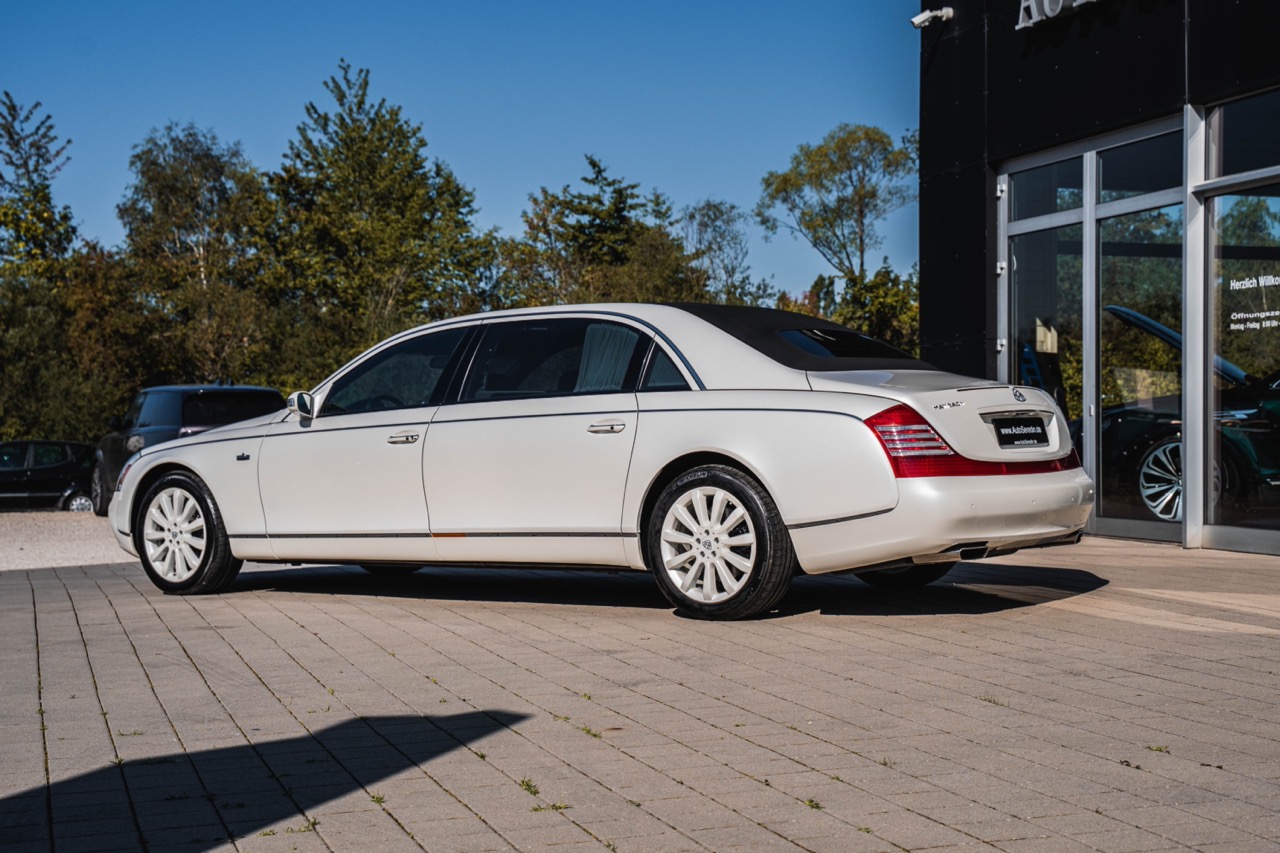 Maybach 62S Landaulet