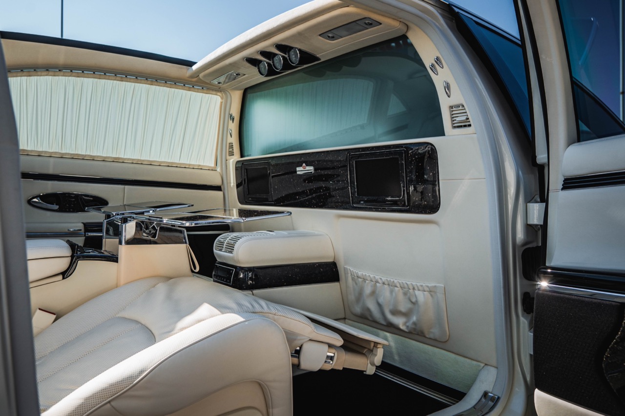 Maybach 62S Landaulet