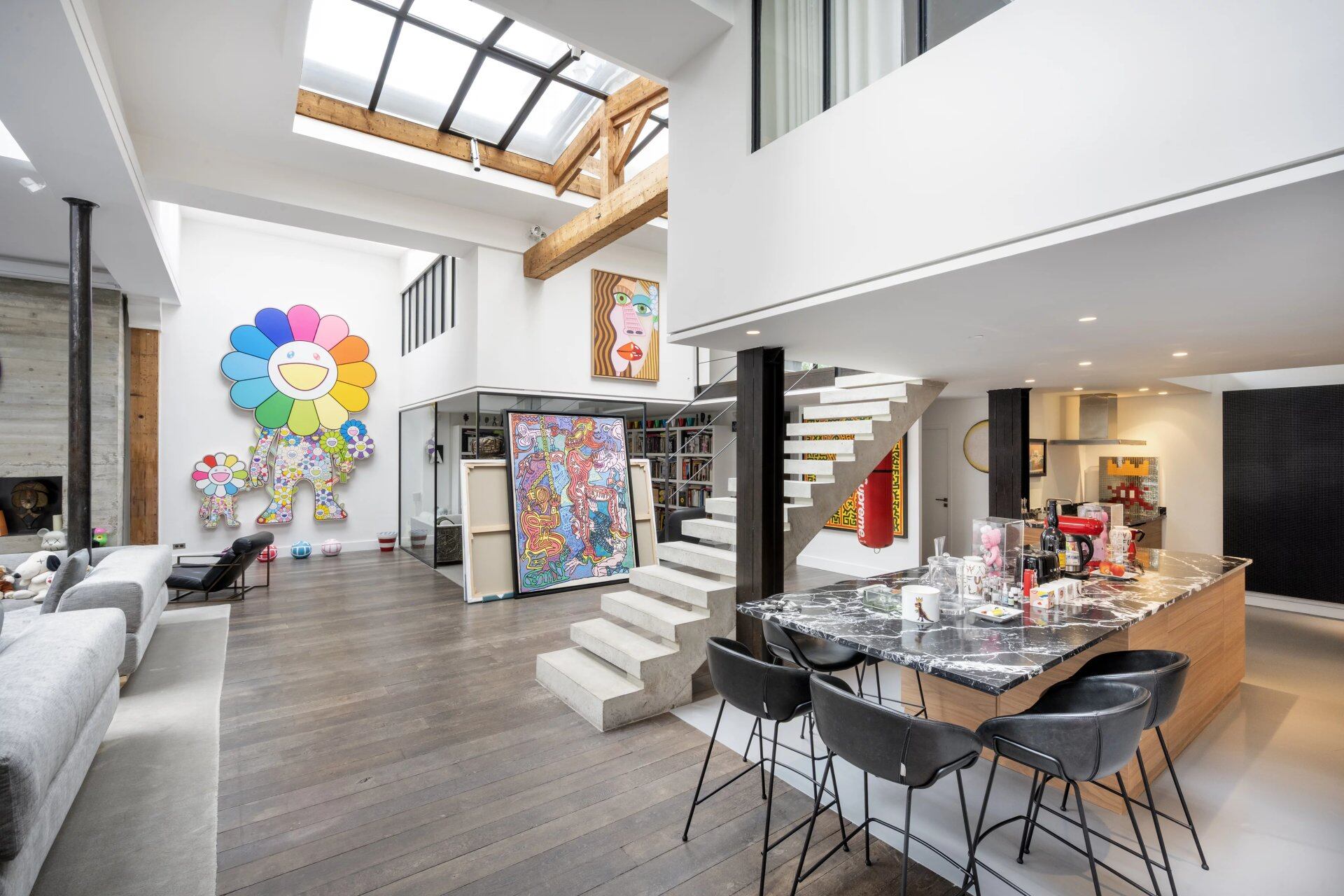 Luxury Apartment For Sale in Paris 2nd District