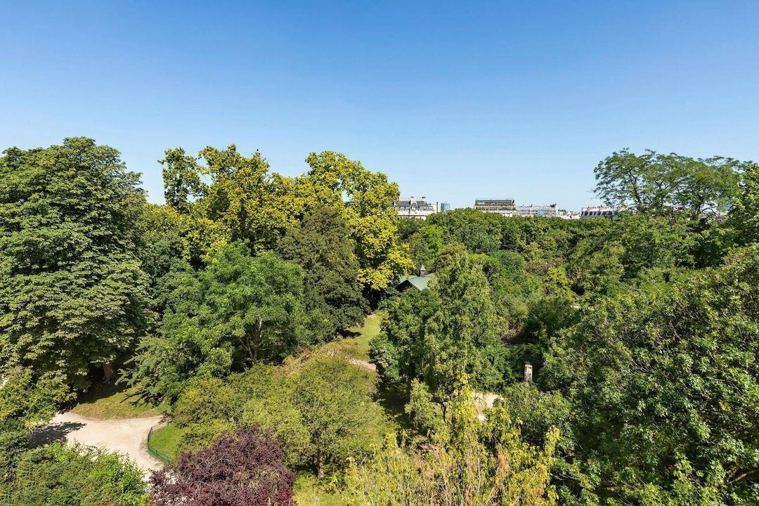 Luxury Residence for sale in Paris 8th District