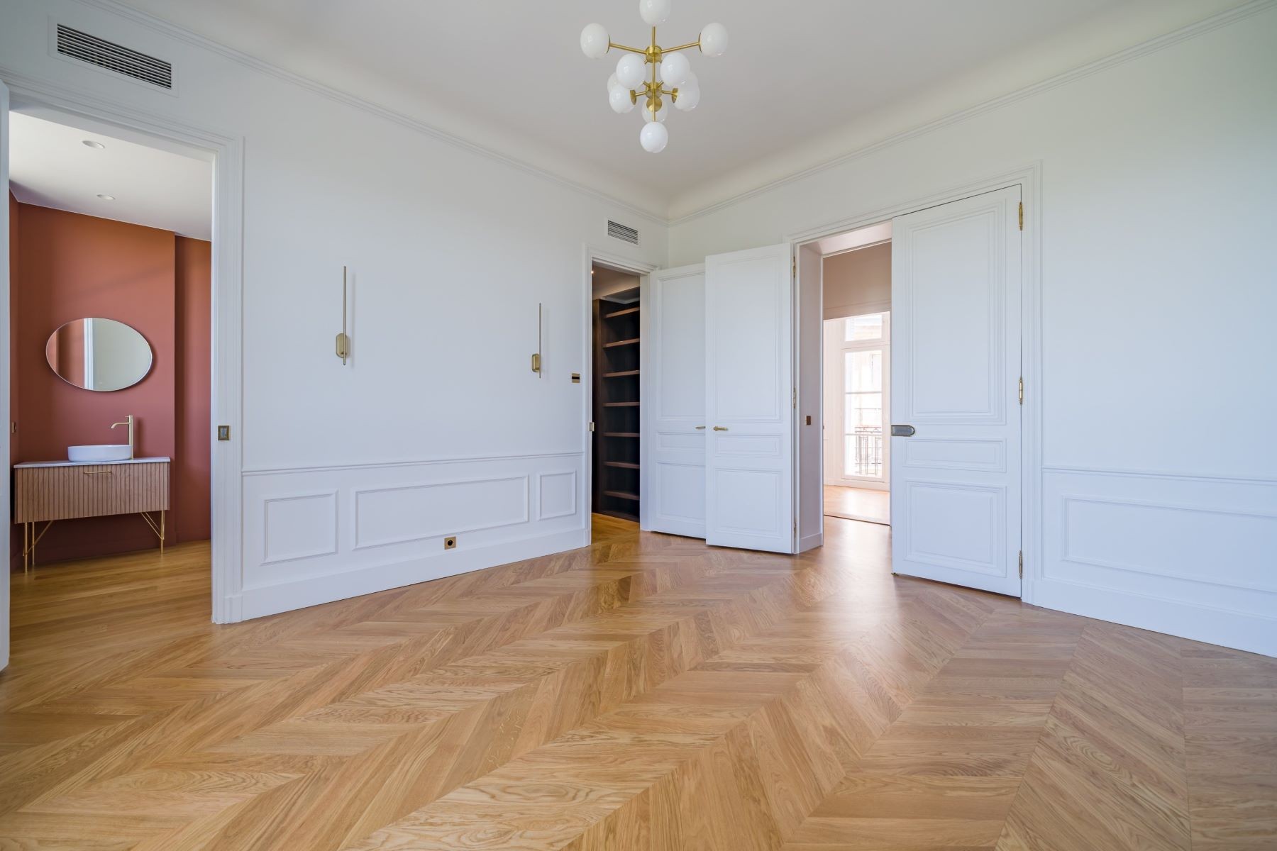 Exceptional Apartment, Avenue Foch — Bois de Boulogne Views
