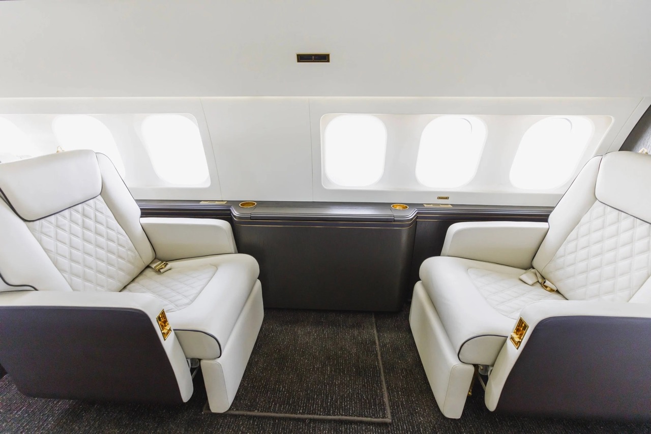 Boeing BBJ club seating
