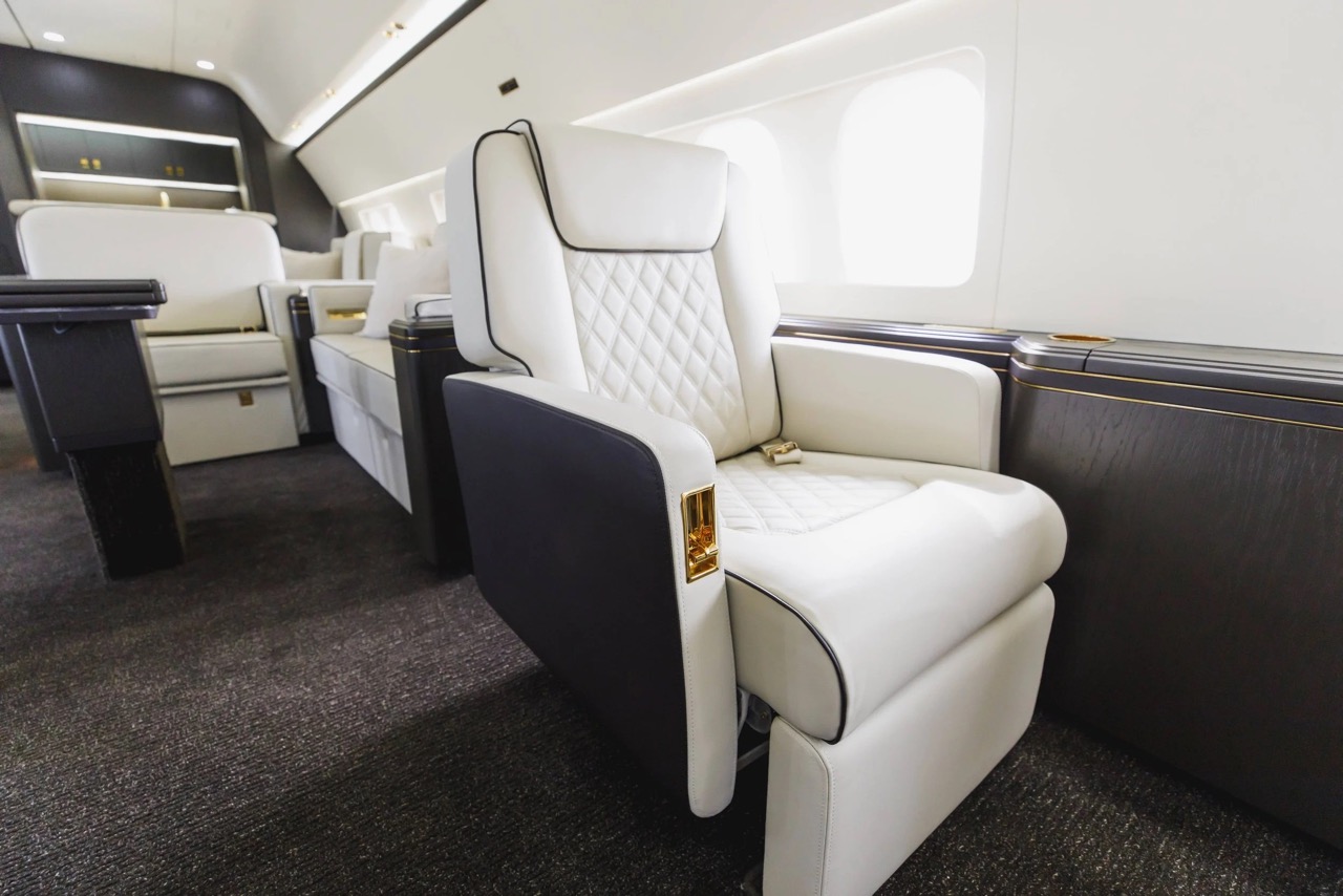 Boeing BBJ club seat