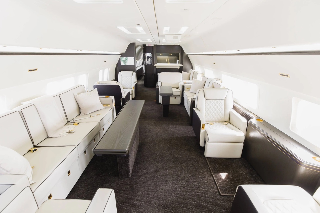 Boeing Business Jet main cabin