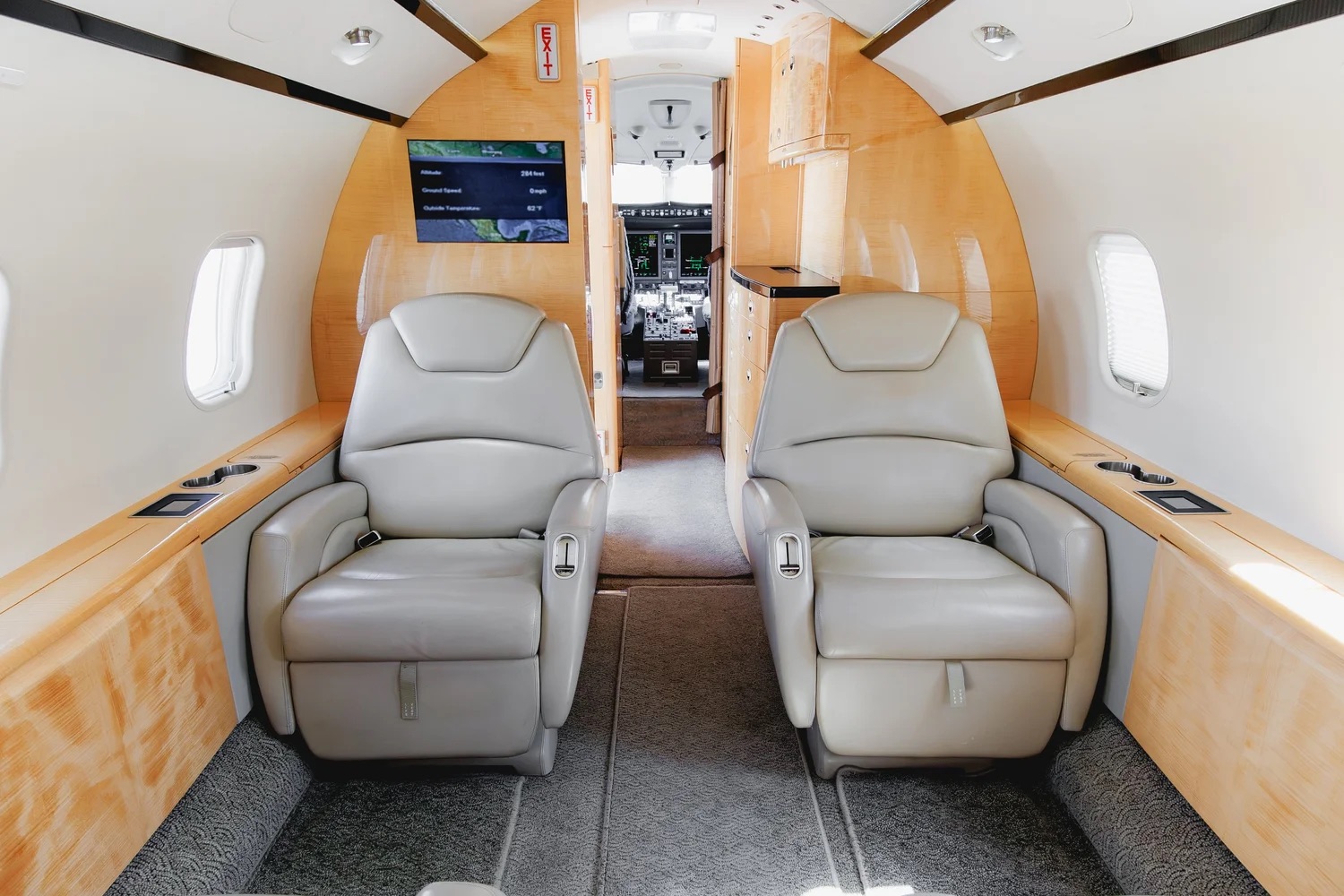 Bombardier Challenger 300 For Sale