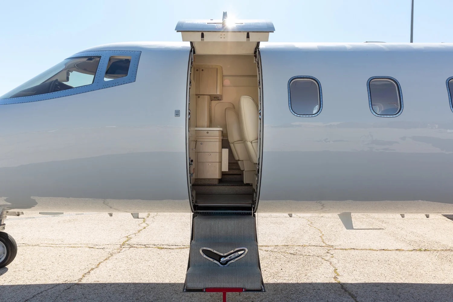 1994 Bombardier Learjet 60 For Sale — off-market listing
