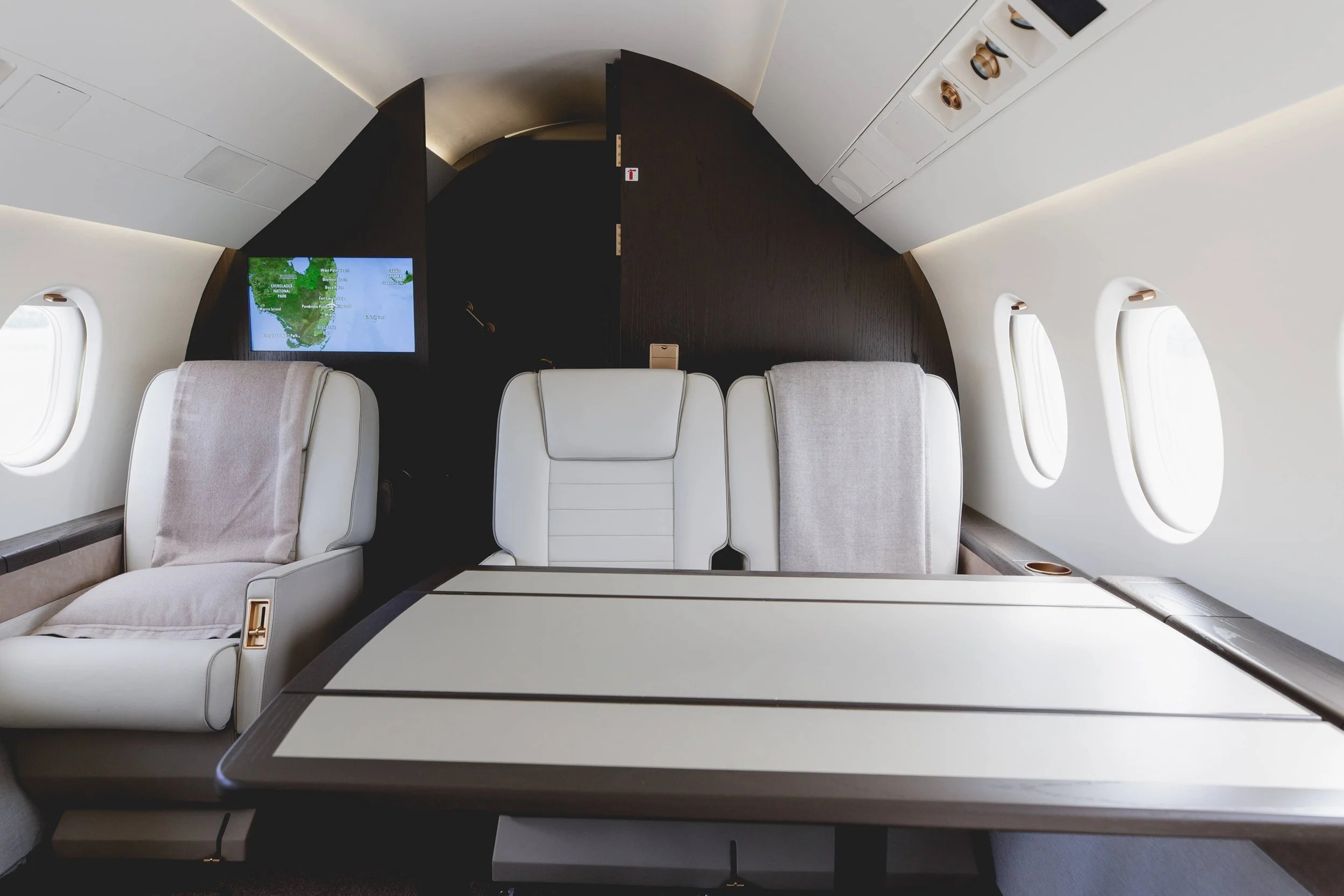 2000 Dassault Falcon 2000 For Sale