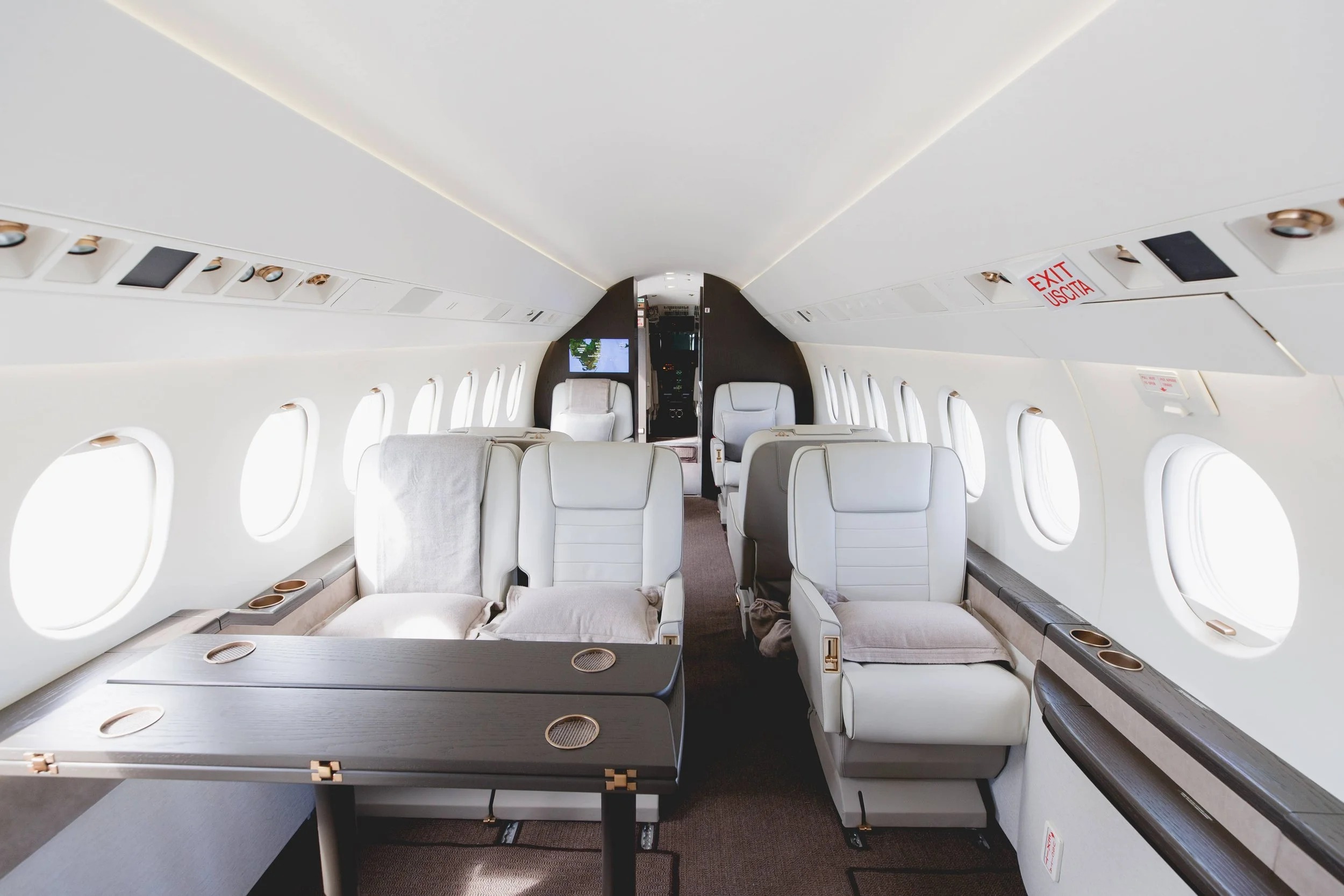 2000 Dassault Falcon 2000 For Sale