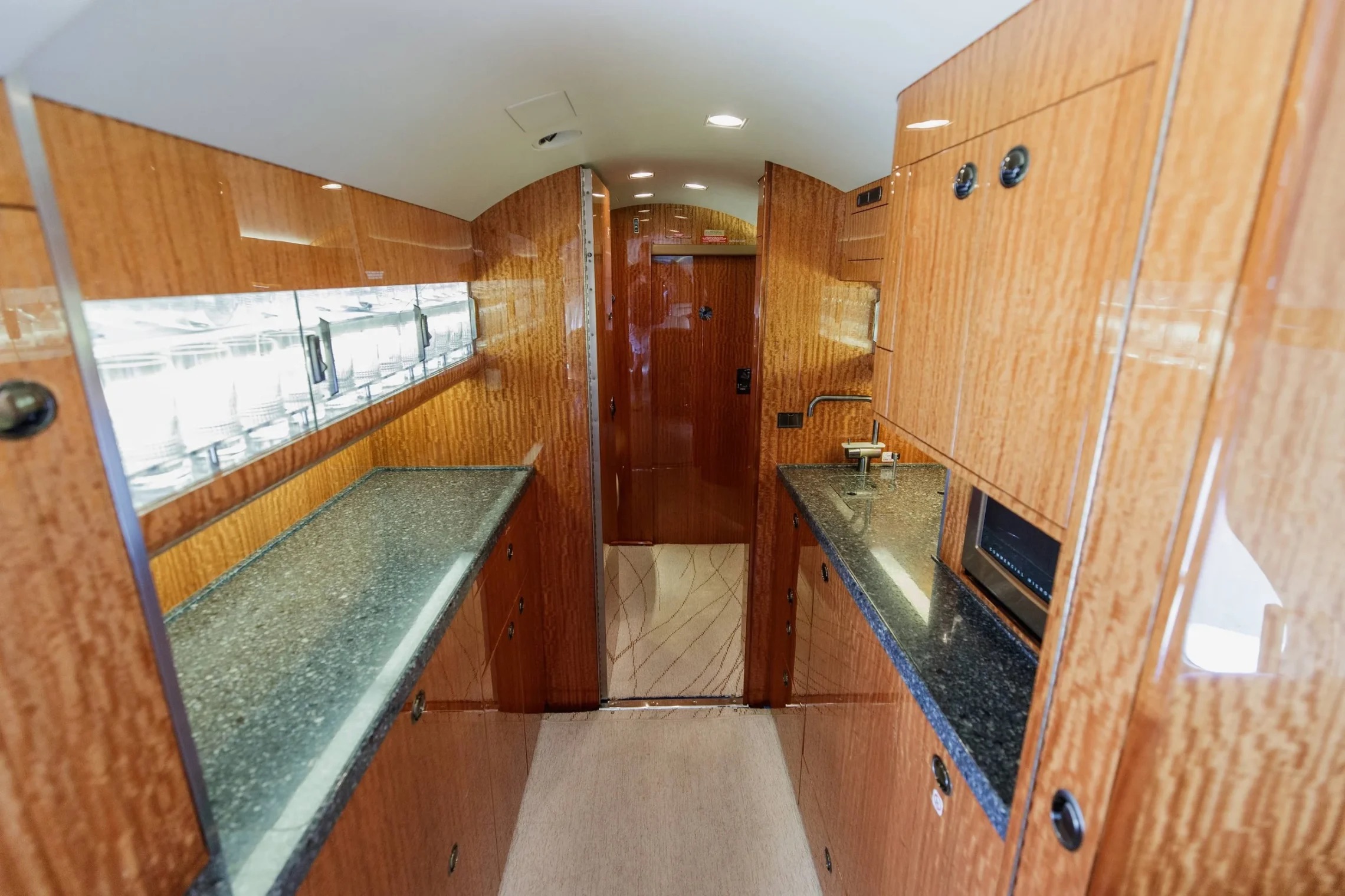 Gulfstream G550 cockpit for sale
